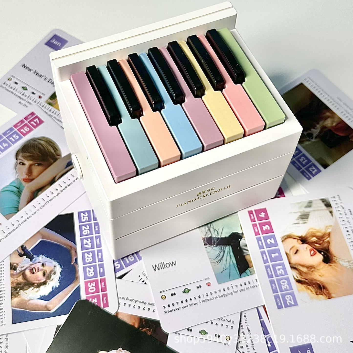 2026 New Taylor Swift Piano Desk Calendar Cross-Border Tiktok Business Wholesale Factory